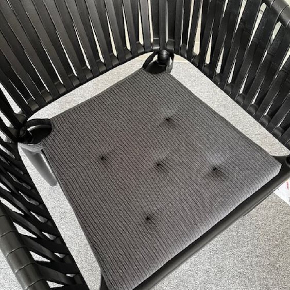 Plastová židle PORTOFINO ARMCHAIR - barva černá + podsedák zdarma