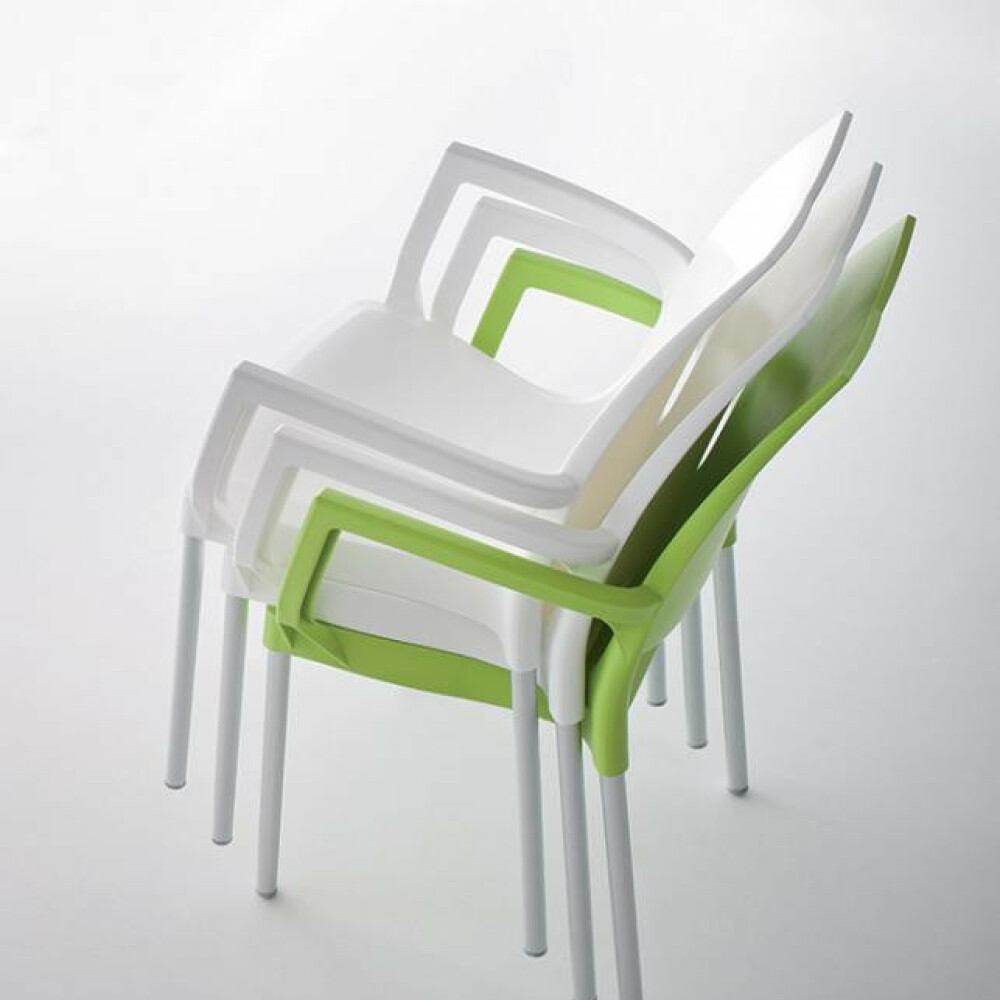 Plastová židle TULIP B