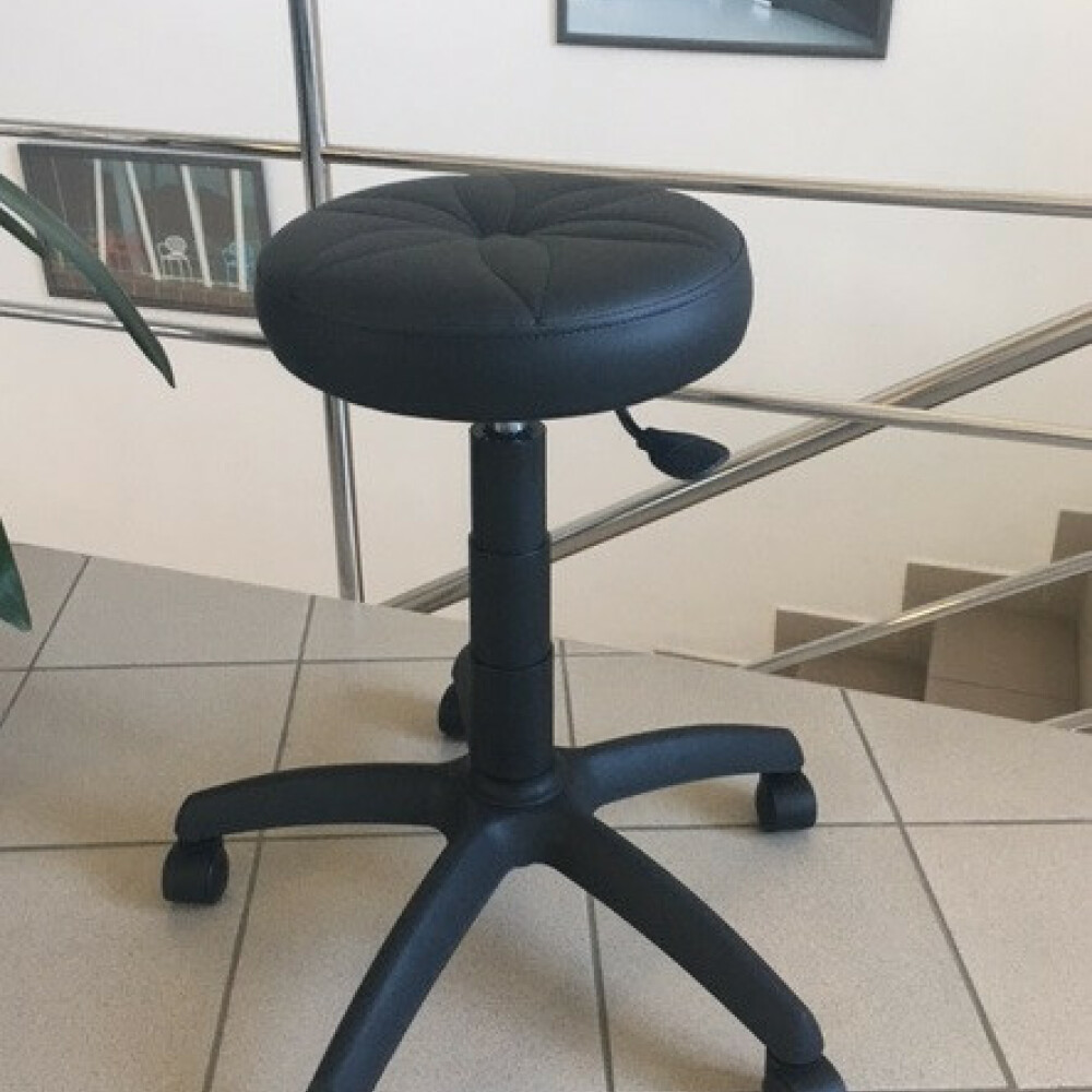 Pracovní stolička s čalouněným sedákem 61B