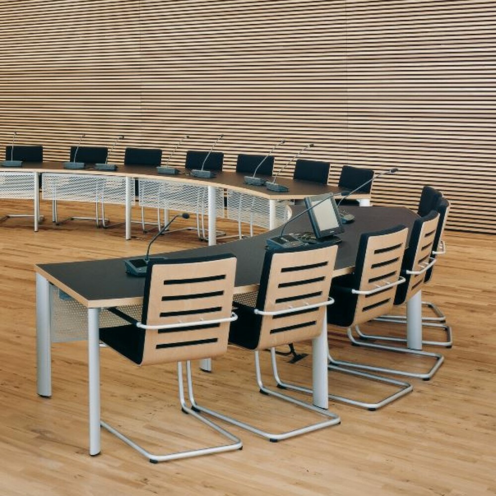 konferenční židle THONET S 61
