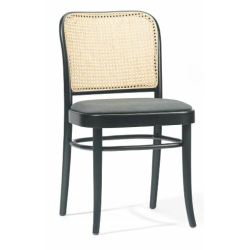 Dřevěná židle s čalouněným sedákem 811